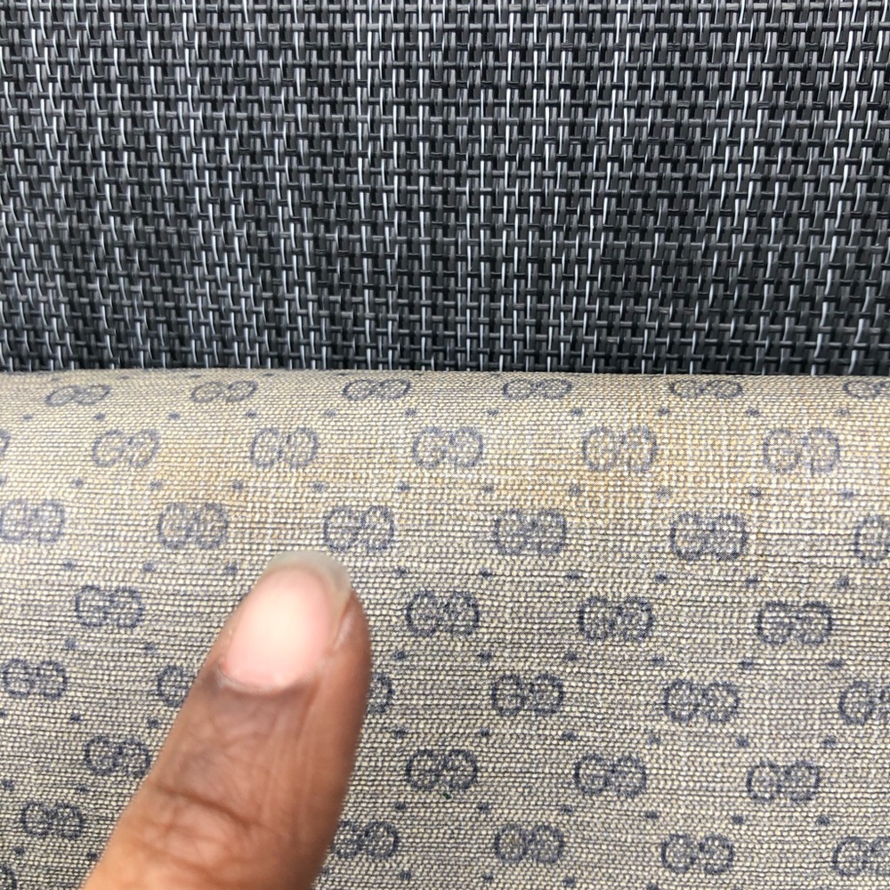 Gucci Black and Cream Shoulder Bag - Picture 4 of 11